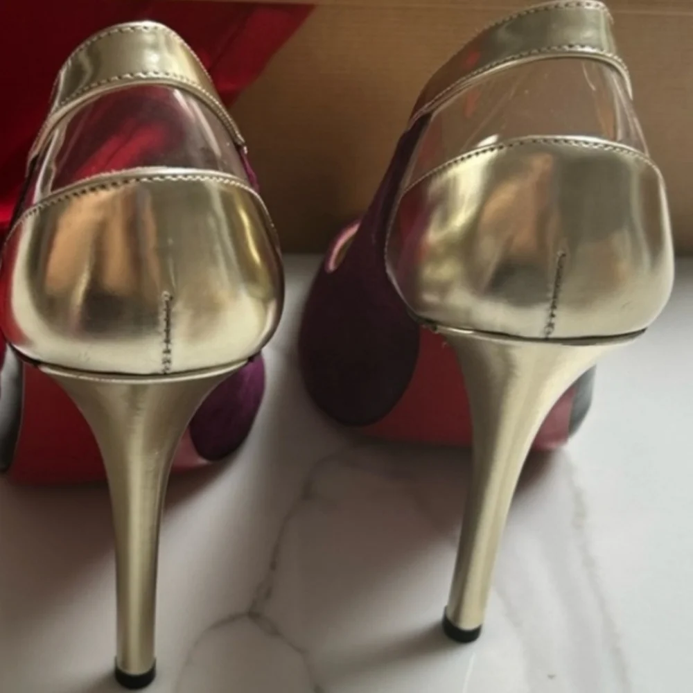 Louboutin Technicatina Red Bottoms Patent Leather &Suede W Tiger Striped Insoles